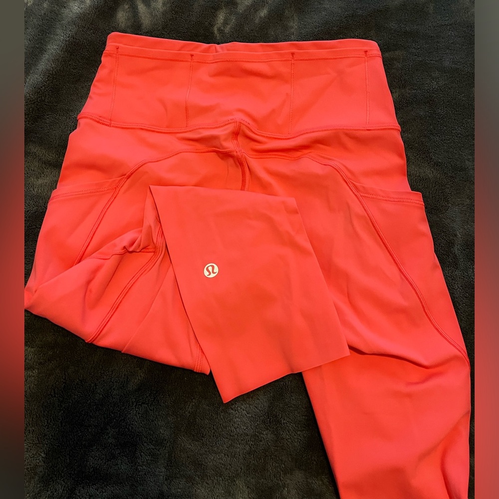 Lululemon cropped leggings, size 4, lightly used